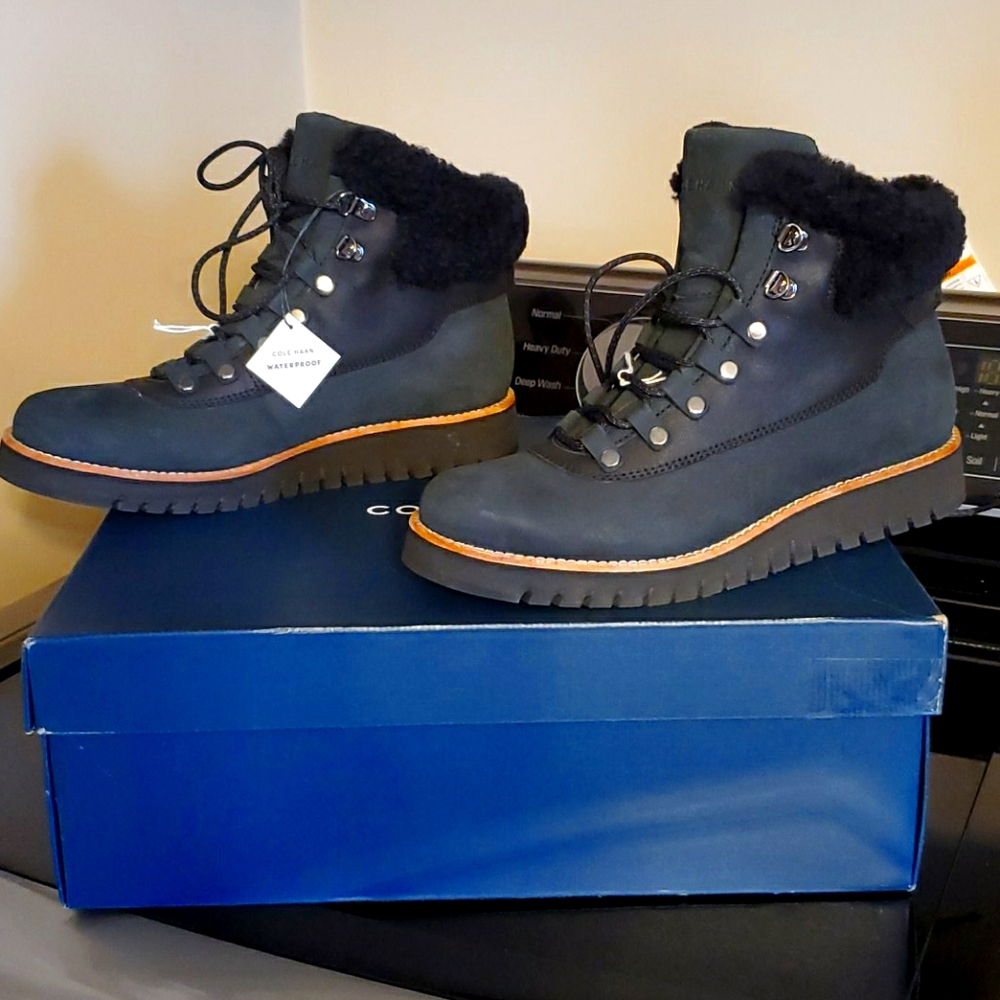 NWT COLE HAAN WATERPROOF BOOTS